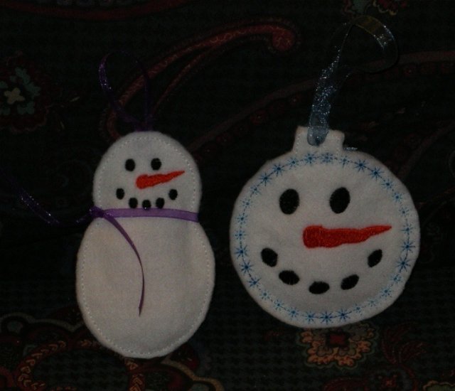 christmasornaments_snowmancandybarholders0705121.jpg