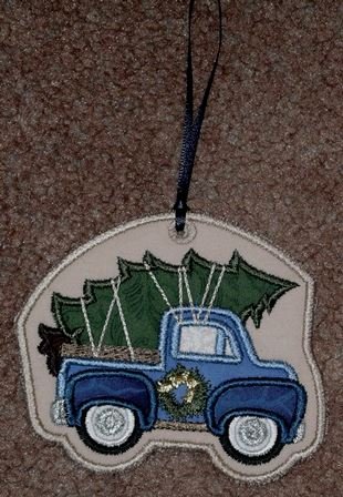 ornament_christmas2020frommom.jpg