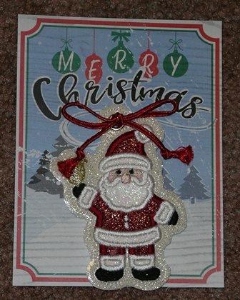 ornament_mom2022_3oncard.jpg