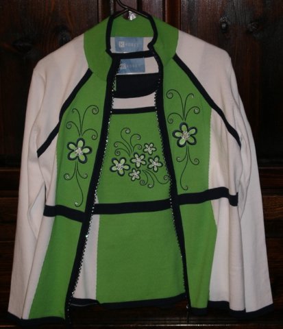 clothes_ramona_041118_1.jpg