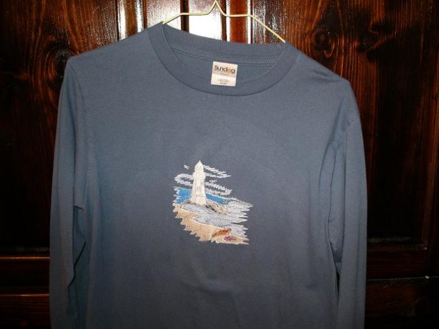 shirtfrommom_shirtfrommom_lighthouse.jpg