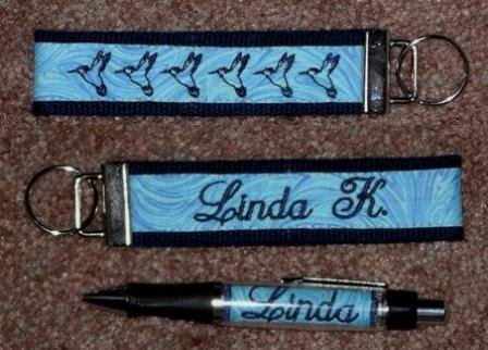 keyfobs_showoffpenlindak0509.jpg