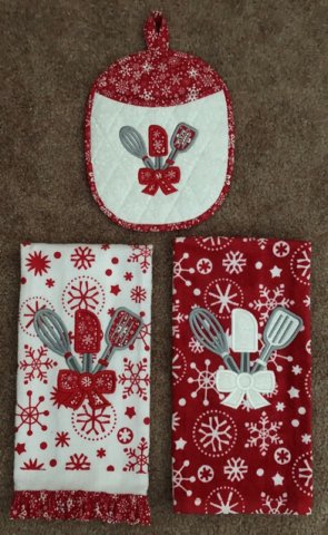kitchentowelspotholder_112618.jpg