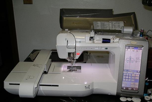 embroiderymachines_ellegante_2.jpg