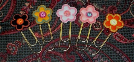 miscellaneous_largepaperclipflowers052711.jpg