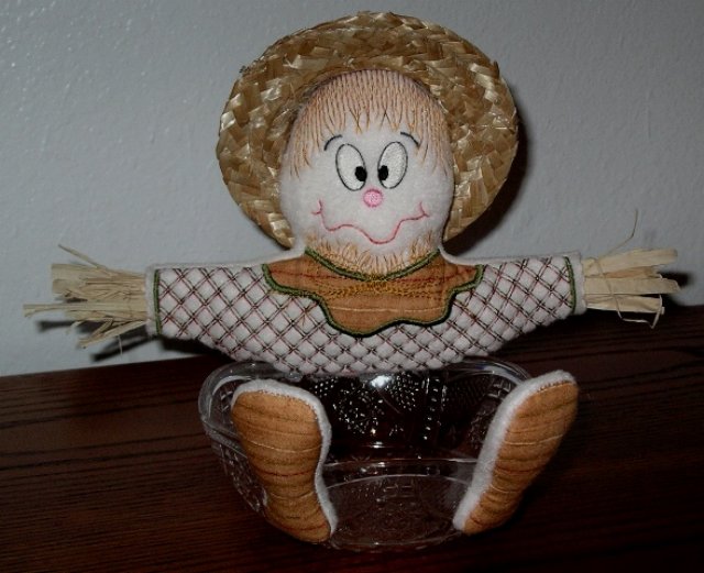 miscellaneous_scarecrowjarhugger_0914131.jpg