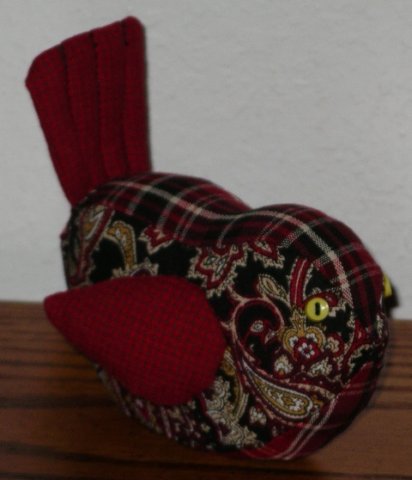 pincushions_birdpincushion0411121.jpg