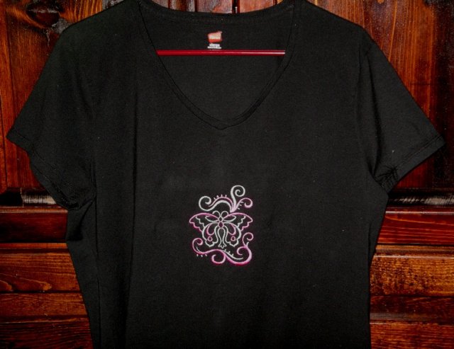 shirtstomom_butterflyjackettshirtmom060312_2.jpg