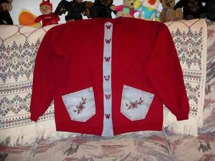 shirtstomom_redshirtwbluejeanspockets.jpg