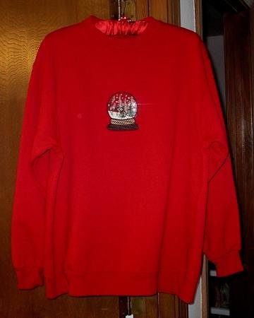 shirtstomom_sweatshirtmomsnowglobe012811.jpg