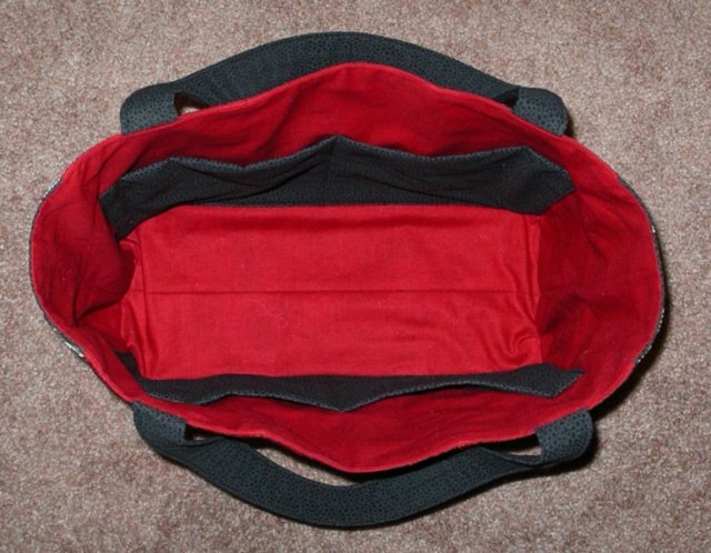 tote_anitagoodesigncarriedawaytote_5.jpg