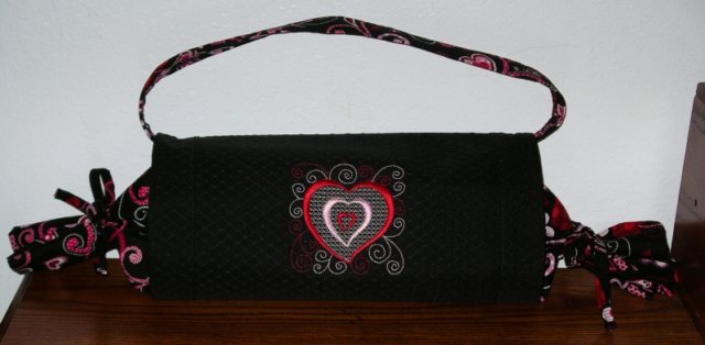 valentinebags_sns_2012_1.jpg