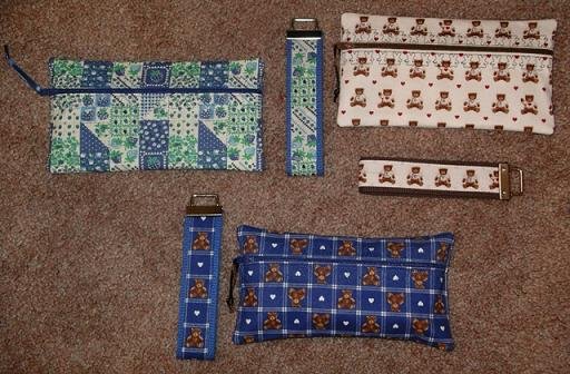 zipperbags_teddybearkeyfobs020411.jpg